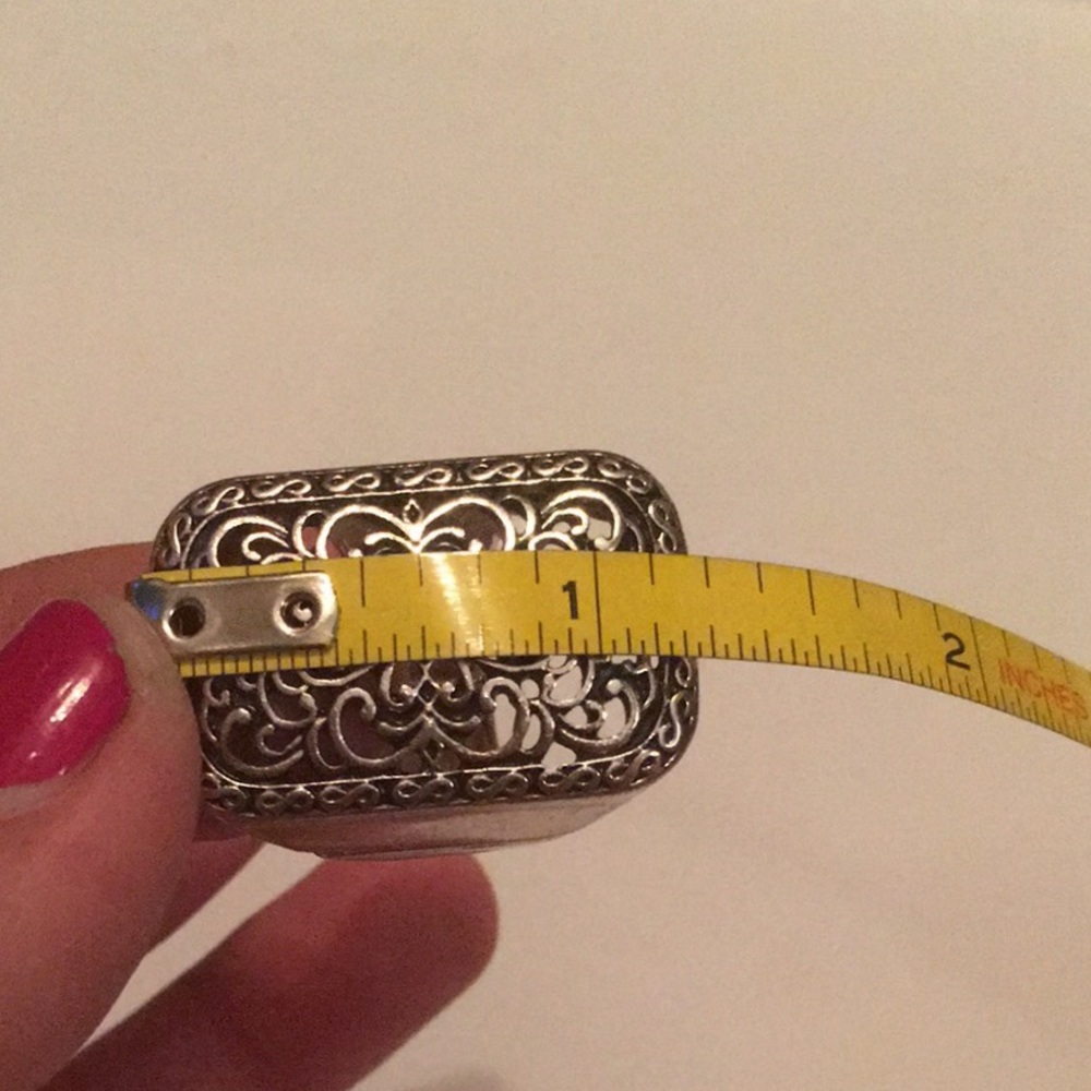 Stretch Band Statement Ring - Picture 6 of 6